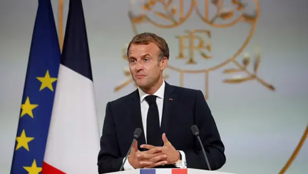 Macron : la France solidaire de l&rsquo;Algérie dans cette épreuve