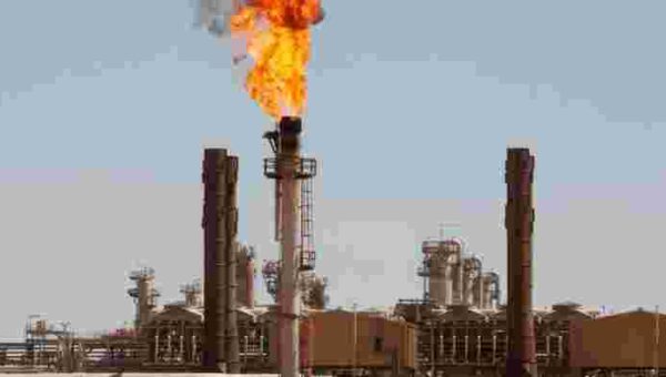 Pétrole : l’Algérie augmente légèrement sa production