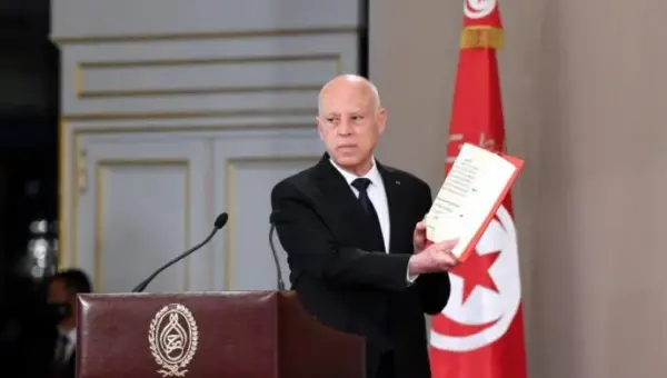 Tunisie : La Commission électorale annonce l&rsquo;adoption de la nouvelle constitution du pays