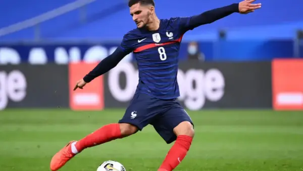 Football: Aouar insiste pour fuir la France afin de jouer pour l&rsquo;Algérie