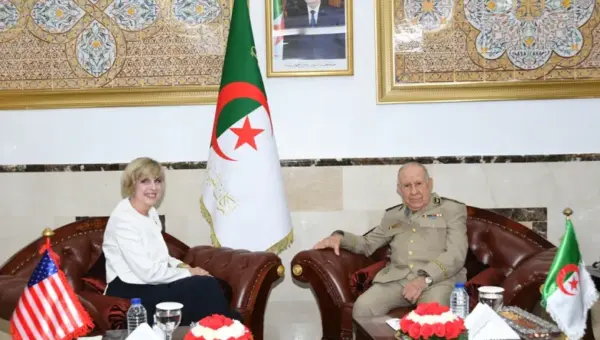 Le Général d&rsquo;Armée Said Chengriha reçoit l&rsquo;ambassadrice américain en Algérie
