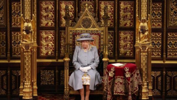 Grande-Bretagne: Buckingham Palace annonce la mort de la reine Elizabeth