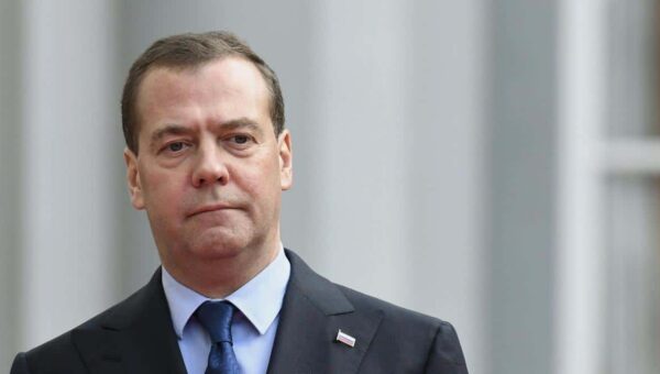 Guerre en Ukraine : Medvedev met en évidence le risque d’une troisième guerre mondiale