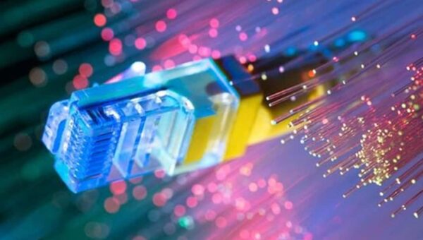 Internet : la capacité de la bande passante portée à 7,8 térabits/seconde