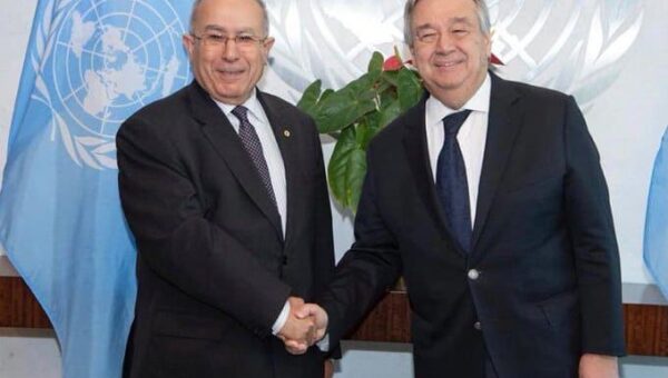 Sommet arabe: António Guterres atterrit à Alger
