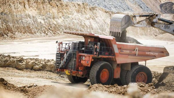 Emploi : l’État compte créer 40 000 postes dans le secteur des énergies et des mines