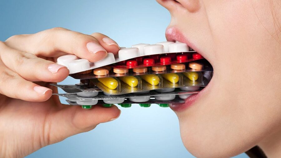 Recours excessif aux antibiotiques / les mises en garde des experts