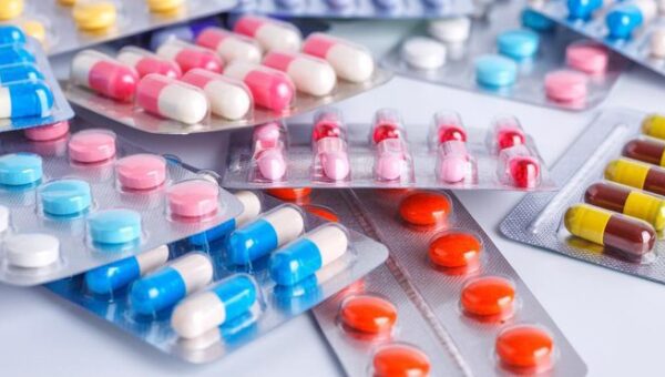 Médicaments : la facture d’importation réduite de 40% en 2022
