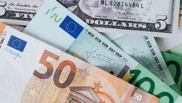 Cours du dinar en Algérie : une légère hausse pour l’euro sur le marché parallèle