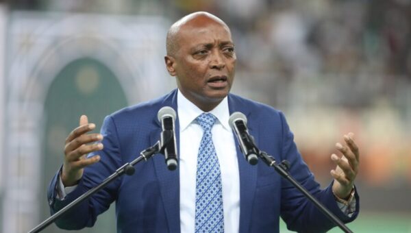 Scandale à la CAF: Motsepe accusé d’avoir trompé l’Algérie pour octroyer la CAN 2025 au Maroc