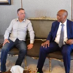 Patrice Motsepe et Fouzi Lakjaa