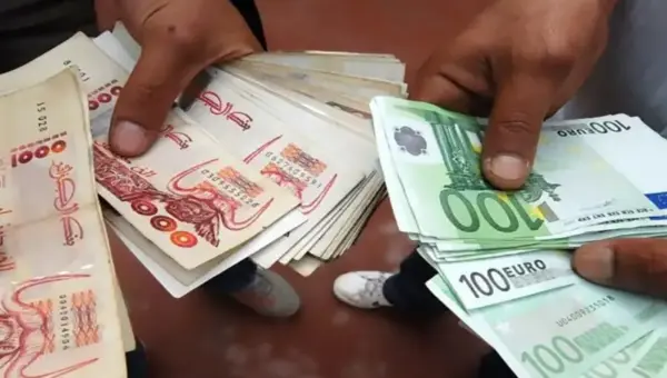 Algérie : les députés réclament une augmentation de l’allocation touristique à 1500 euros pour couvrir les dépenses à l’étranger