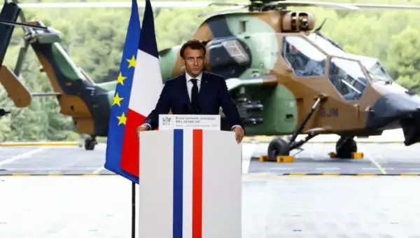 Emmanuel Macron en tournée en Afrique pour renforcer l&rsquo;influence de la France