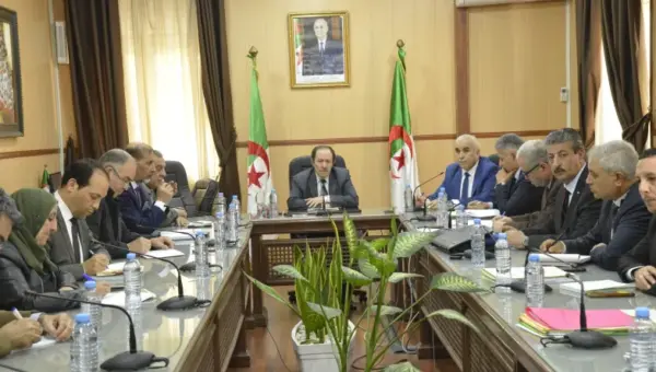 Le ministre de l&rsquo;Éducation nationale annonce une augmentation des salaires pour les employés du secteur en Algérie