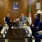 Ahmed Attaf reçoit le Directeur Général de l'Organisation pour l'Interdiction des Armes Chimiques (OIAC)