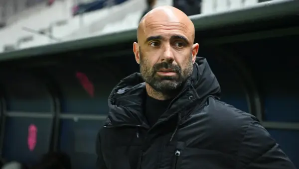 Cris, Ancienne Star de l&rsquo;OL, Envisage une Carrière d&rsquo;Entraîneur en Algérie