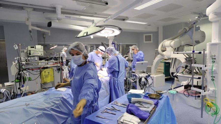 La Présence des Médecins Étrangers en France : Les Algériens en Tête du Classement