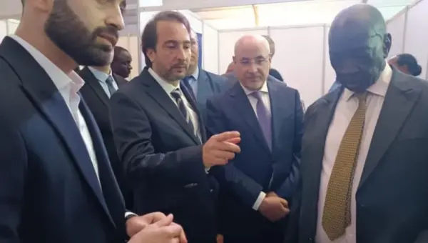 Le Président de l&rsquo;Ouganda Salue la Coopération Économique avec l&rsquo;Algérie