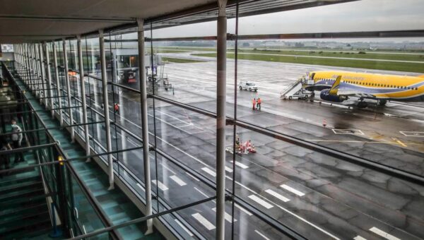 Perturbations dans le Trafic Aérien : Grève des Contrôleurs Aériens dans 3 Aéroports Français
