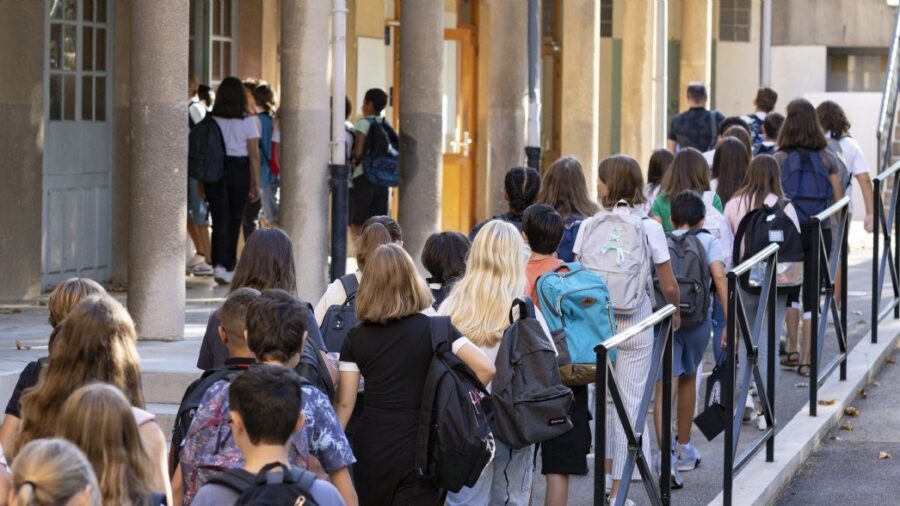 Réforme Scolaire 2023/2024 : Vers un Passage en Classe Supérieure Plus Holistique