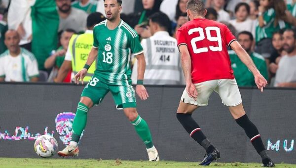 Scandale d’arbitrage : l’équipe nationale algérienne privée d’une victoire face à l’Égypte !