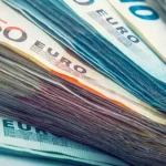 Taux de Change en Algérie : Divergence Entre le Marché Officiel et le Marché Parallèle