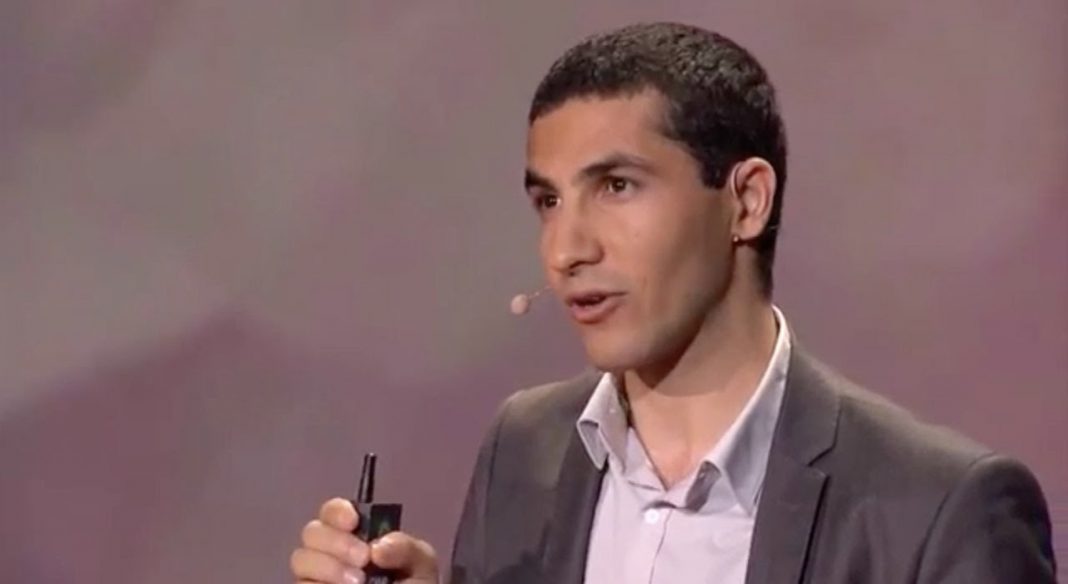 Abdennour Abbas Lance l'Académie Nord-Africaine de l'IA : Un Projet Novateur en Faveur de l'Éducation et de la Technologie