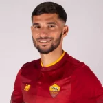 Derby au Bord du Tibre : Aouar Sur le Banc, Mourinho Opte pour la Neutralité