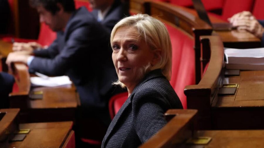 La France Face à une Marche Controversée contre l'Antisémitisme : Entre Unité et Dissensions