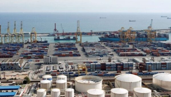 Le Port de Barcelone Dit « Non » au Transport d’Équipement Militaire pour Israël