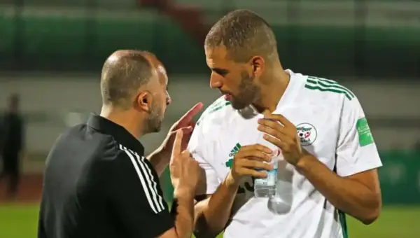 Slimani suspendu : un coup dur pour l&rsquo;équipe nationale d&rsquo;Algérie