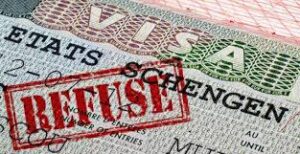 Visas pour la France : les Algériens dénoncent des mesures "discriminatoires"
