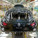 Algérie : Renault Oran enlisée, Stellantis en plein boom – La France perd-elle la main sur l’industrie automobile algérienne ?