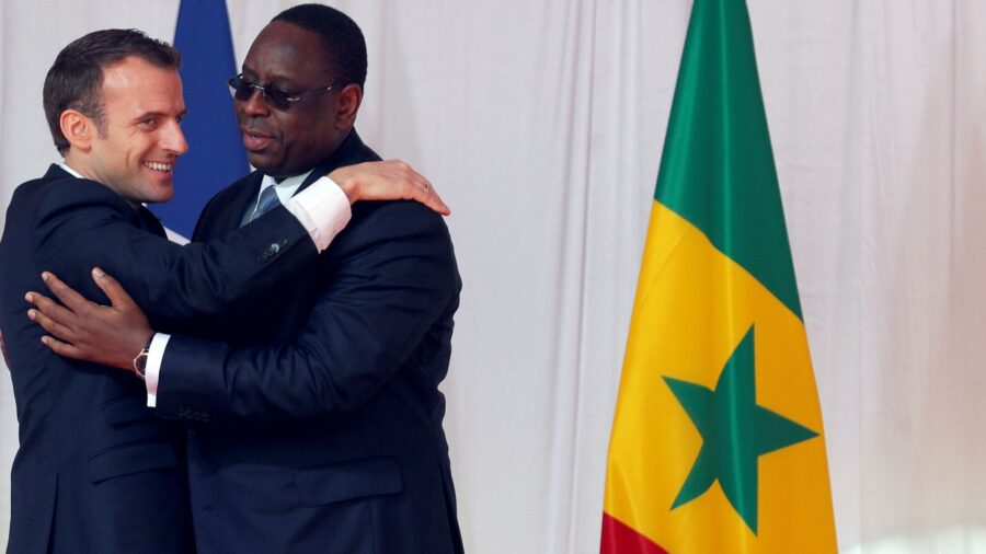 Emmanuel Macron : Le Paradoxe Arrogant d’une France à la Dérive en Afrique