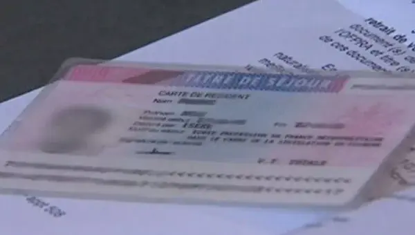 Mohamed, l’Informaticien Prisonnier de l’Administration Française : Une Galère de Titres de Séjour