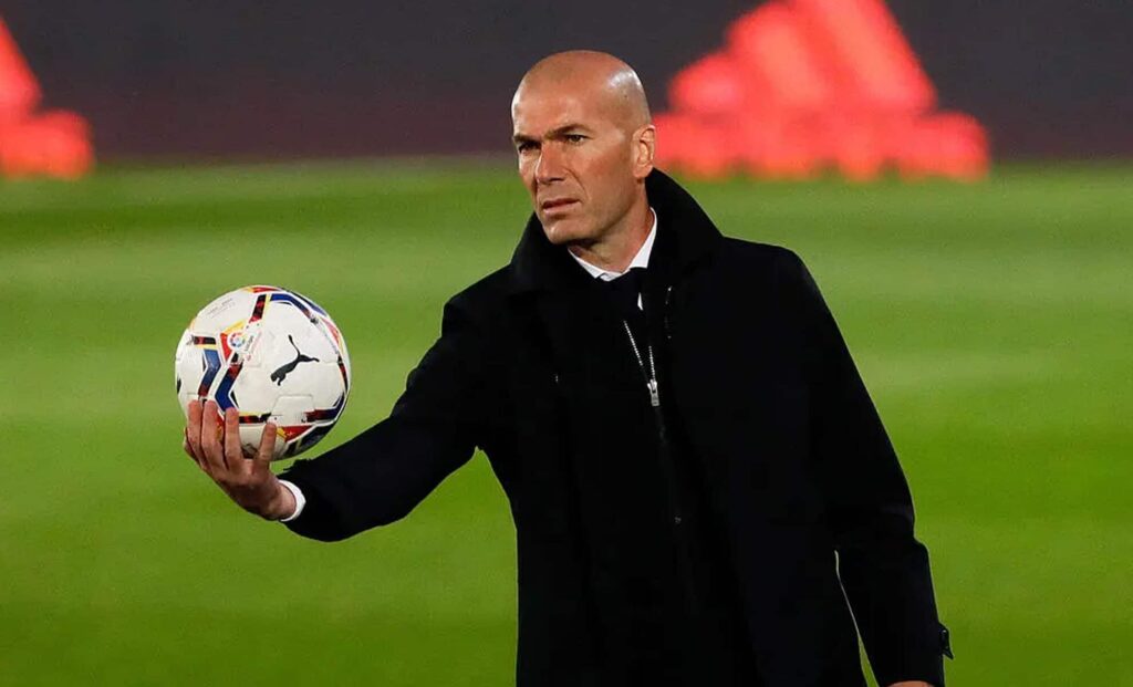 Zidane à la tête des Fennecs : rêve impossible ou opportunité manquée pour le football algérien ?