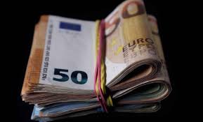 Interdiction autos d’occasion : euro en baisse sur le marché noir