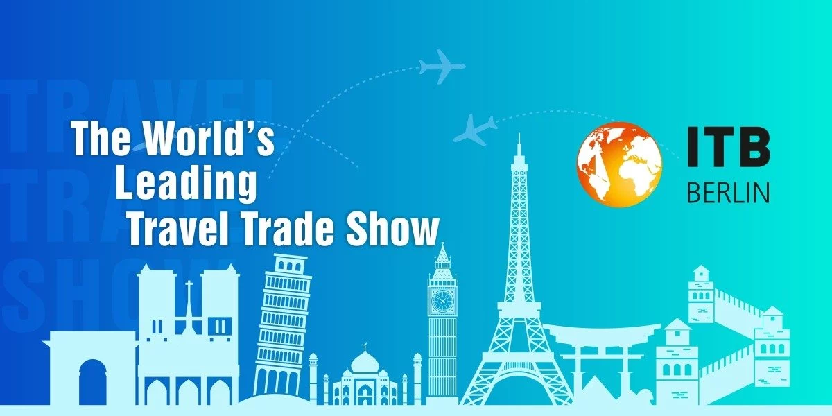 Pavillon algérien à l’ITB Berlin 2026 mettant en valeur le désert du Sahara et l’artisanat traditionnel