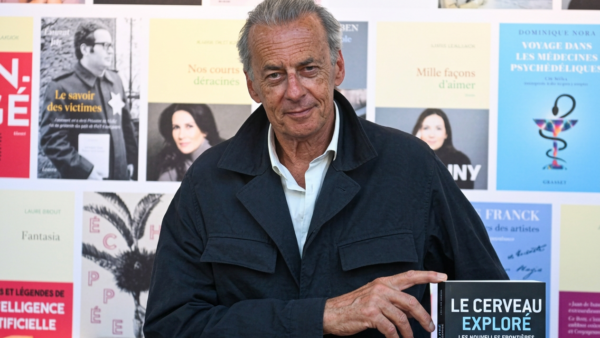 Les éditions Grasset, rue des Saints-Pères à Paris — avril 2026, après le licenciement d'Olivier Nora par l'actionnaire Vincent Bolloré