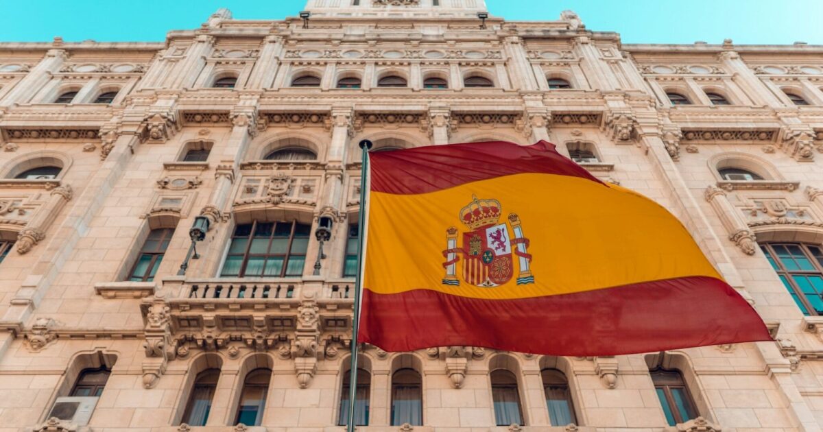 Le consulat général d'Espagne à Alger, centre de l'opération judiciaire Jazira-Cova contre le trafic de visas Schengen, avril 2026