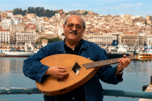 Abdelmadjid Meskoud : la voix de “Ya Dzayer Ya El Aassima” s’éteint à 73 ans