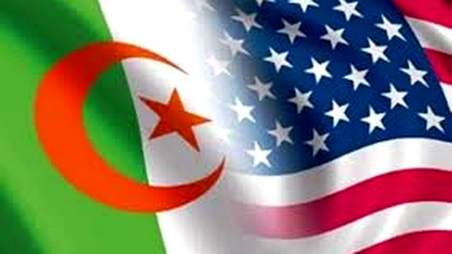 Le secrétaire d'État adjoint américain Christopher Landau et le général Anderson de l'AFRICOM lors de leur visite officielle à Alger en avril 2026.